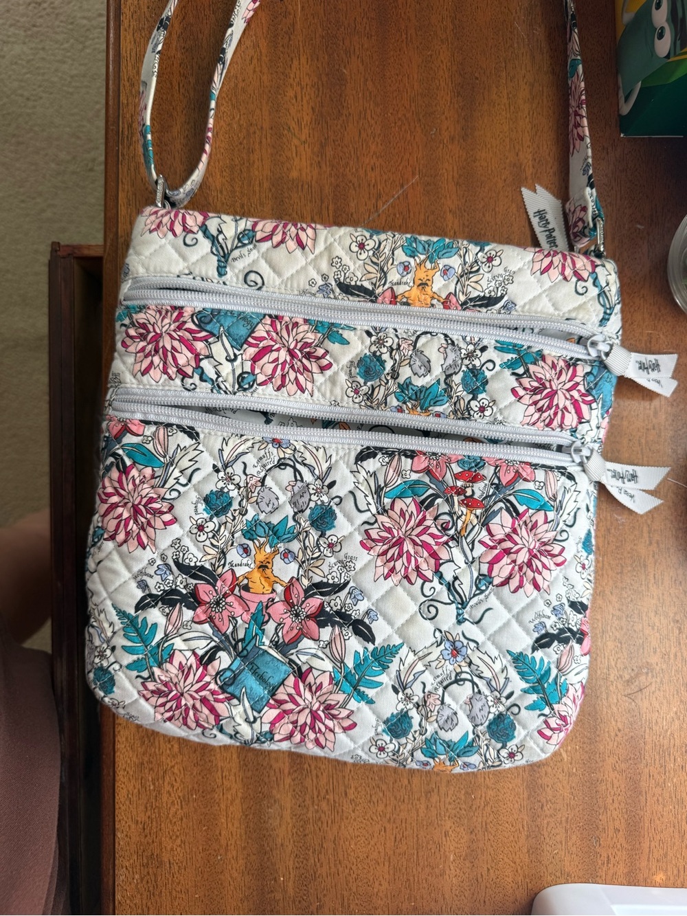 Vera Bradley Harry PotterWhite Floral Quilted Crossbody